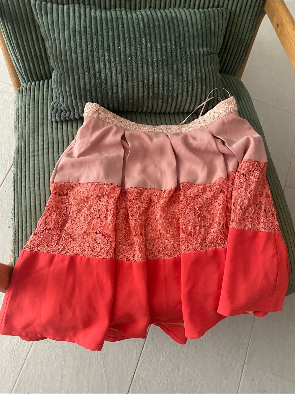 Anthropologie Two-Tone Lace-Trim Skater Skirt in Dusty Rose and Coral